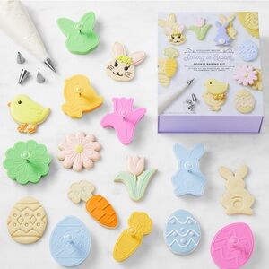 Williams Sonoma Spring in Bloom Impression Cookie Cutter, Set of 23 NEW IN BOX